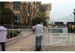 蘭州河南鐵馬護(hù)欄出租 房地產(chǎn)開盤